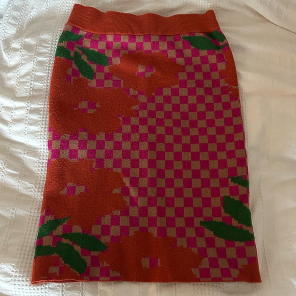 Anthropologie Dresses & Skirts - Anthropologie Orange and Pink Checkered Floral Pencil Skirt